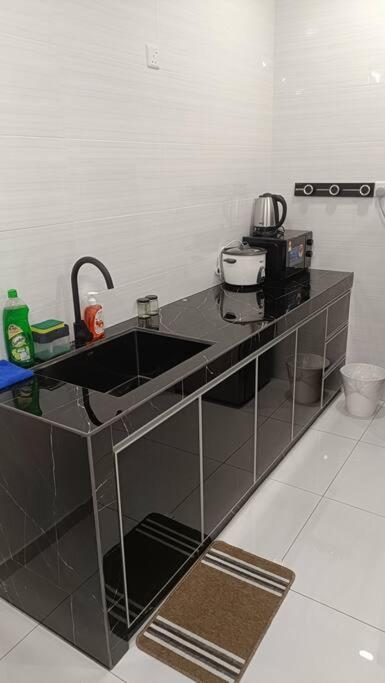 Cozy Sky Trees 4 Guests, Balcony, Netflix And Big Tv A08 Pangsapuri