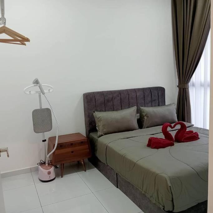 Apartment Cozy Sky Trees 4 Guests, Balcony, Netflix And Big Tv A08 *