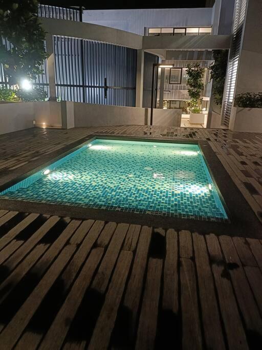 Cozy Sky Trees 4 Guests, Balcony, Netflix And Big Tv A08 *